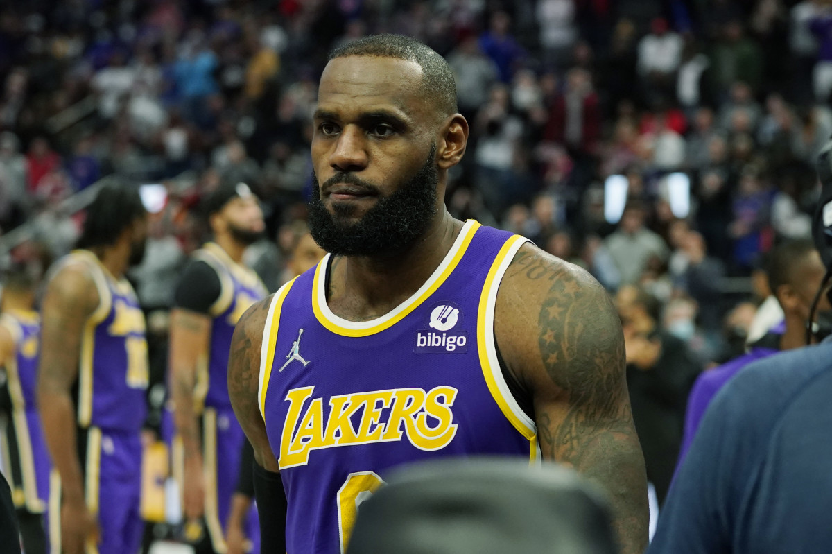 LeBron James Doesn't Think He Should Have Been Suspended For Hitting Isaiah Stewart