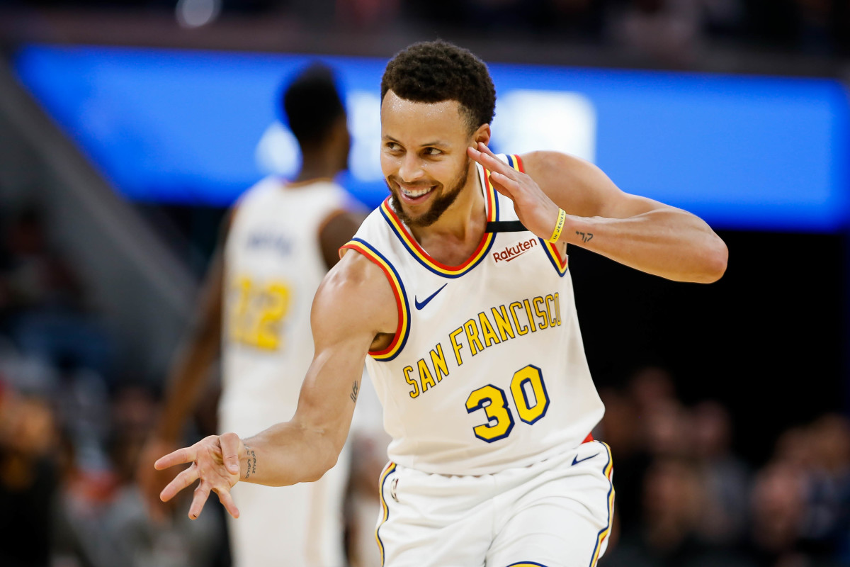 NBA Fans Debate About If Stephen Curry Has Made 1 Million Three-Pointers In His Life: “That’s 250 Practice Shots A Day For Less Than 15 Years. Easy.”