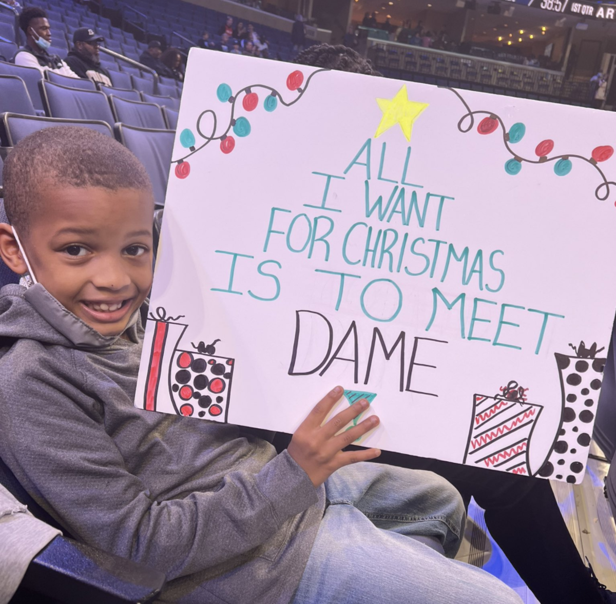 Damian Lillard Meets With Young Fan In Wholesome NBA Moment