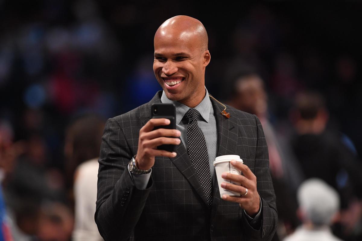 Richard Jefferson Trolls Los Angeles Lakers Fans During Blowout Loss To The Pelicans: "It's So Quiet In Here You Can Literally Here A Mouse Fart."