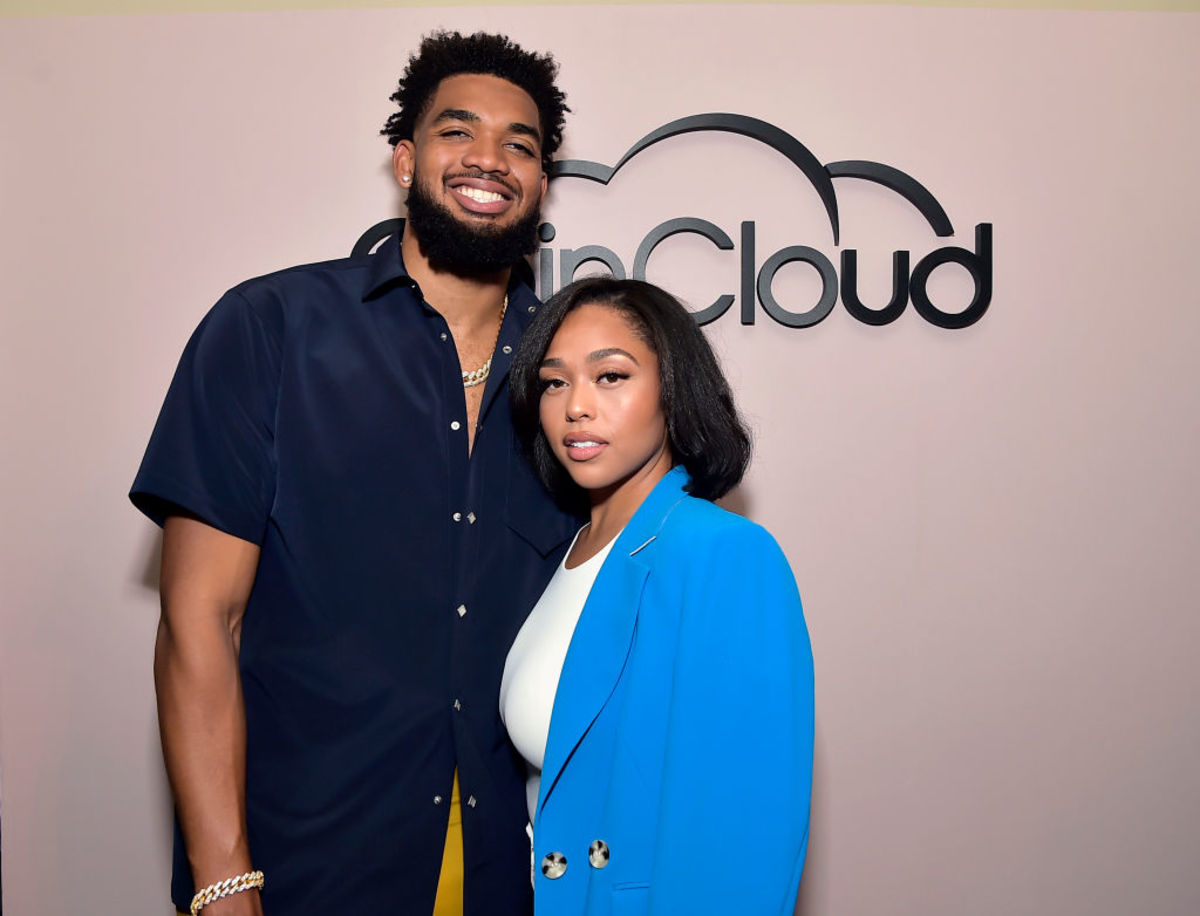 Karl-Anthony Towns Gifts His Girlfriend Jordyn Woods A Car For Christmas