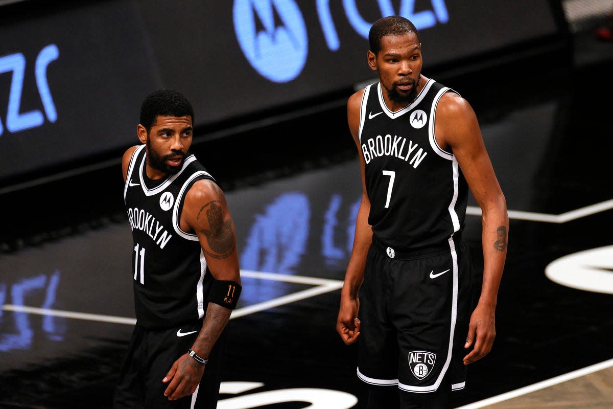 Kevin Durant Shuts Up The Reporter Who Doubted Kyrie Irving’s Importance For The Nets: “Have You Watched Him Play? He’s A Master. He Is A High IQ Player.”
