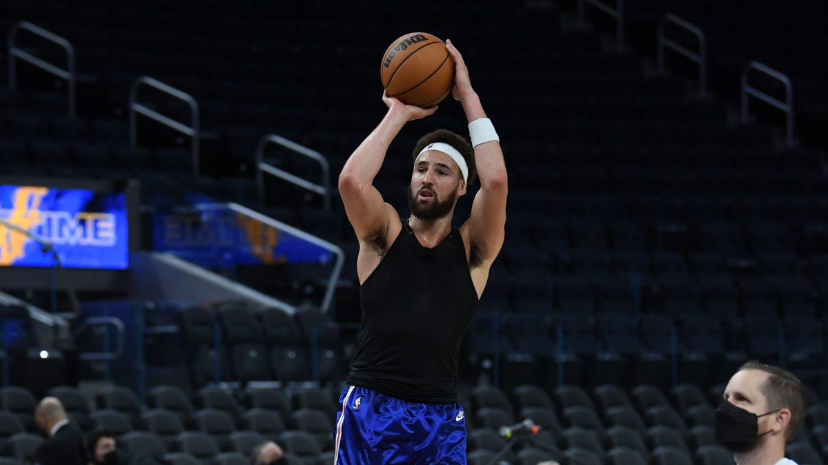 Klay Thompson Hits 24 Straight Threes In Warriors Shootaround: “Watch Out League A Storm Is Coming”