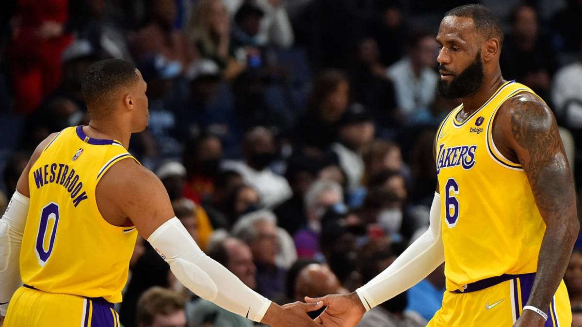 Shannon Sharpe Defends LeBron James For Not 'Overcoming Playing With Russell Westbrook': "LeBron's Averaging 30-10-8. KD Couldn't Overcome Russ In His Prime, And We Expect LeBron To In Year 19?"