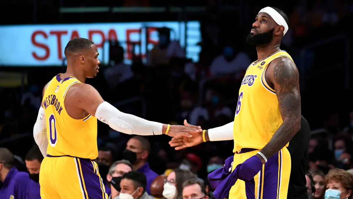 Lakers Fans Are In Shambles After Embarrassing 37 Point Loss To Nuggets: "Trade The Whole Team."