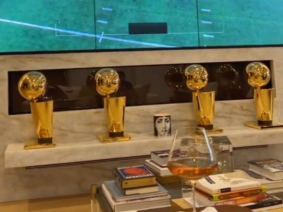 LeBron James Flexes With 4 NBA Championships In The Front Of His TV Setup
