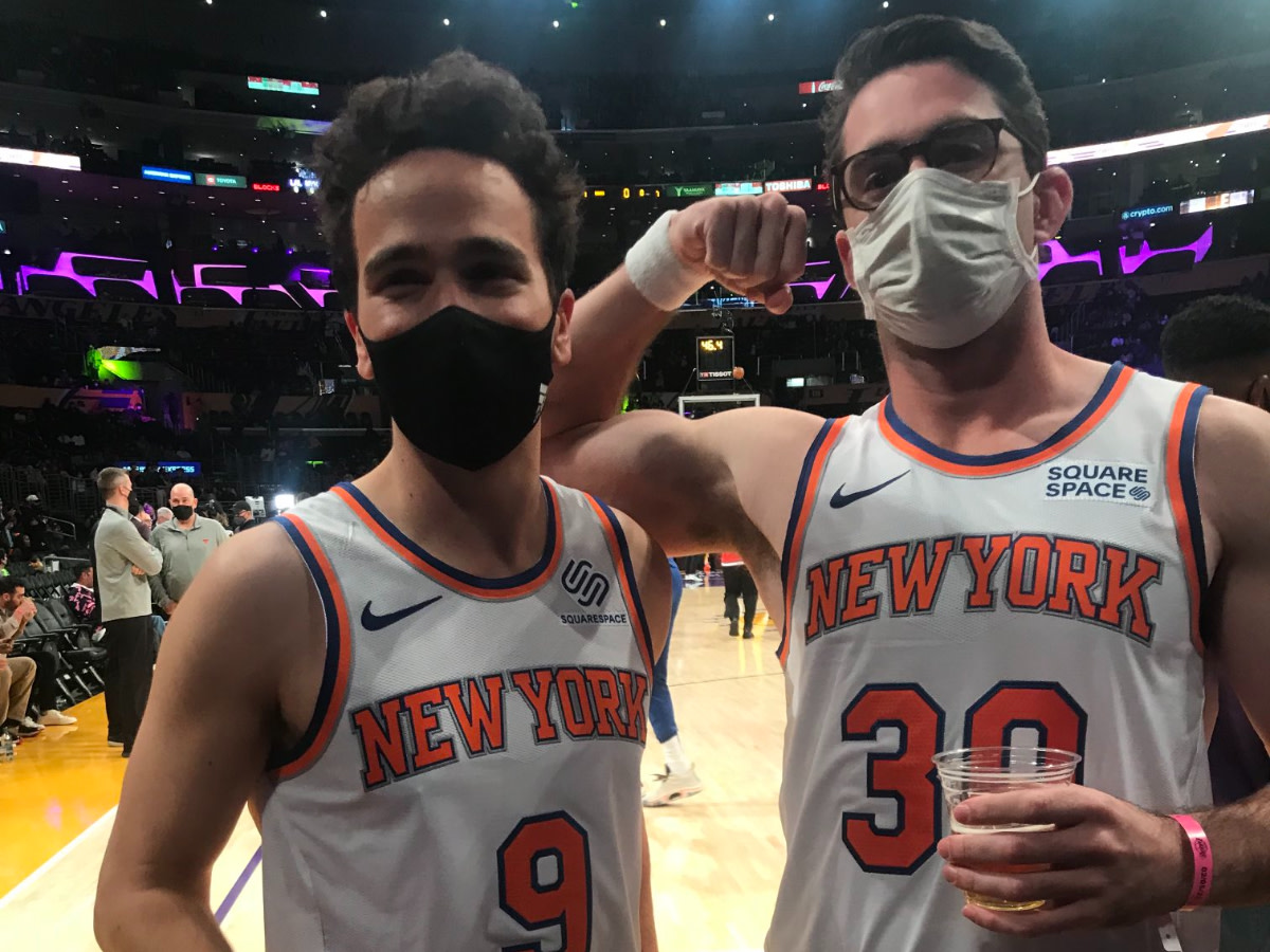 NBA Fans React To Two Knicks Fans Wearing The Full Uniform Against The Lakers: “Should’ve Gotten The Start Smh.”