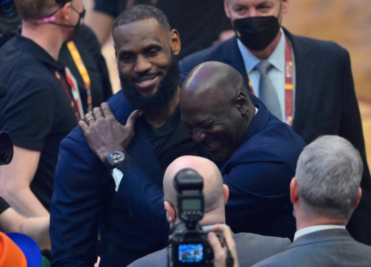 Nick Wright Says Michael Jordan Knows His Reign As The Greatest Is Coming To An End: "He Realized Last Night Was The Last Time He Would Be Acknowledged As The GOAT, That's Why He Extended An Olive Branch To LeBron."