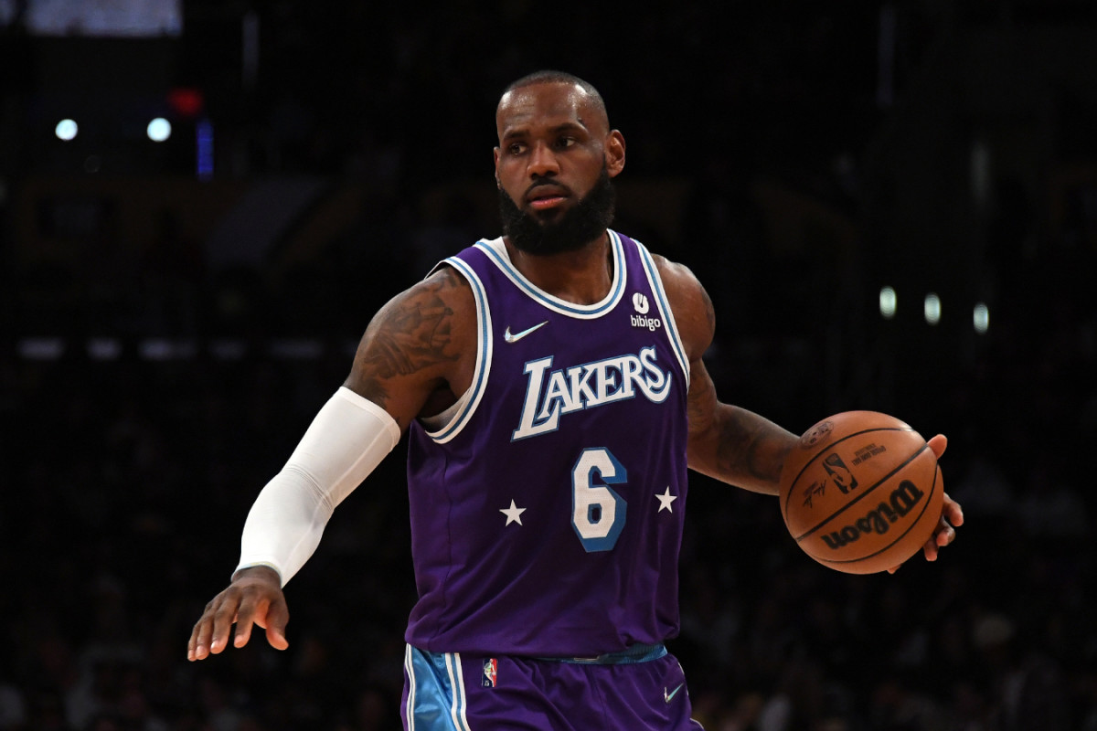 LeBron James Says He Wanted To Give Lakers Fans Something To Cheer Before 50-Point Game: "The Laker Faithful Know If Bad Basketball Is Being Played."