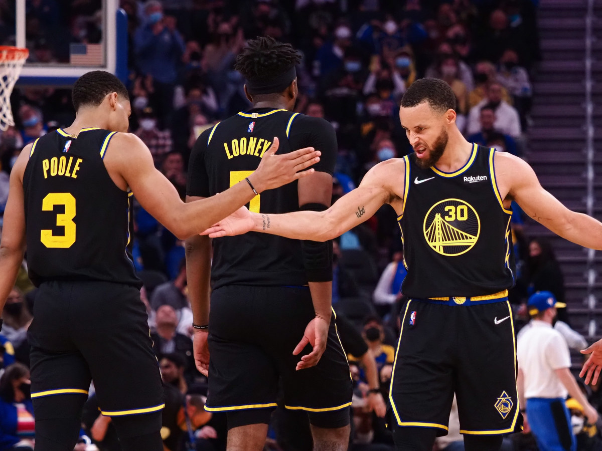 Fans React To Jordan Poole Calling Steph Curry The MVP After 8-Point Performance vs. Bucks: "What MVP Is Walking Out With 8 In 33 Minutes?"