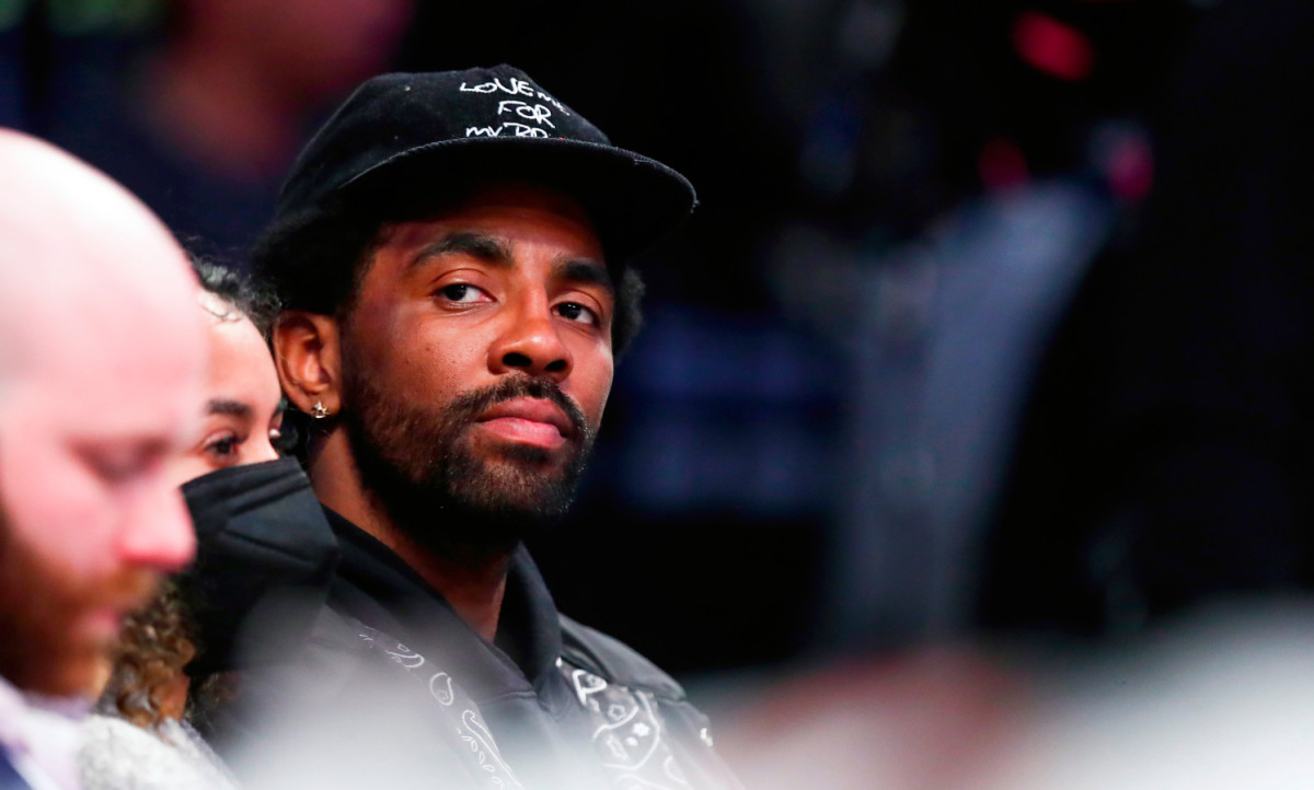 Kyrie Irving Paid For Courtside Tickets To Watch The Knicks Play The Nets At The Barclays Center