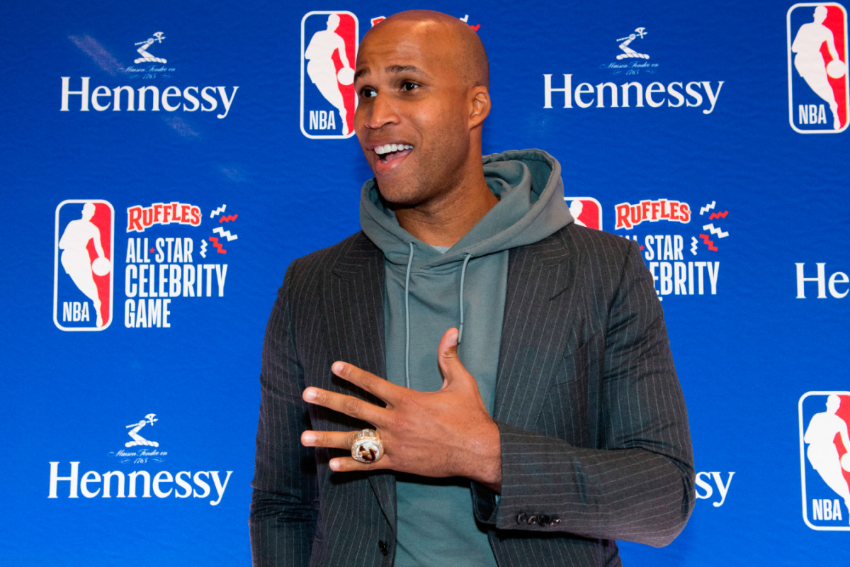 Richard Jefferson's Epic Response To Fan Who Said The Lakers Always Play Like A** When He Is Announcing: "I’ve Called 4 Games, How Do You Explain The Other 70 Games?"