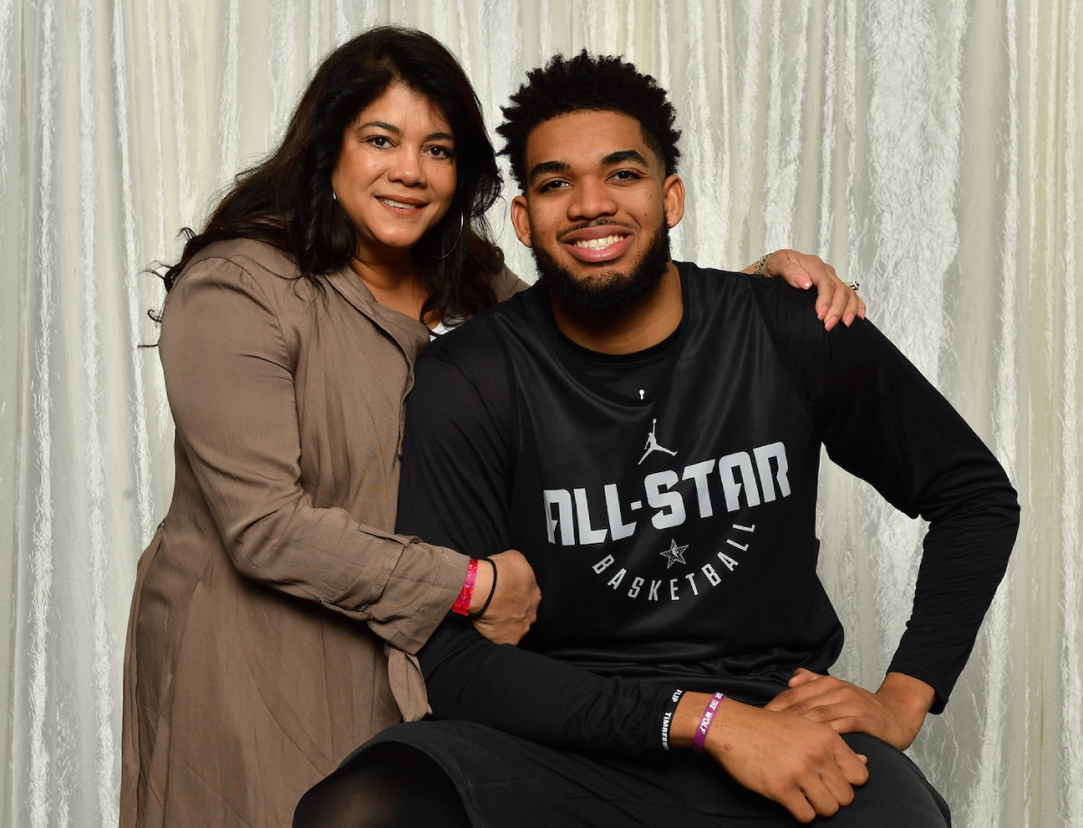 Karl-Anthony Towns Dedicates 60-Point Game To His Mother In Emotional Message: "I Walked Into AT&T Center With The Greatest Guardian Angel... This Game... My Life... Is For You."