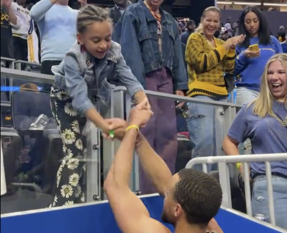 Stephen Curry Had An Adorable Moment With His Daughter Ryan After The Warriors Won The Series Against The Nuggets