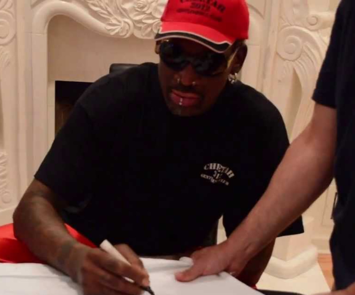 Dennis Rodman On Autograph Events: "It's Just So Twisted And Fake When You're Up On That Stage, Like An Animal At The Zoo... I Felt So Dirty And Impure."