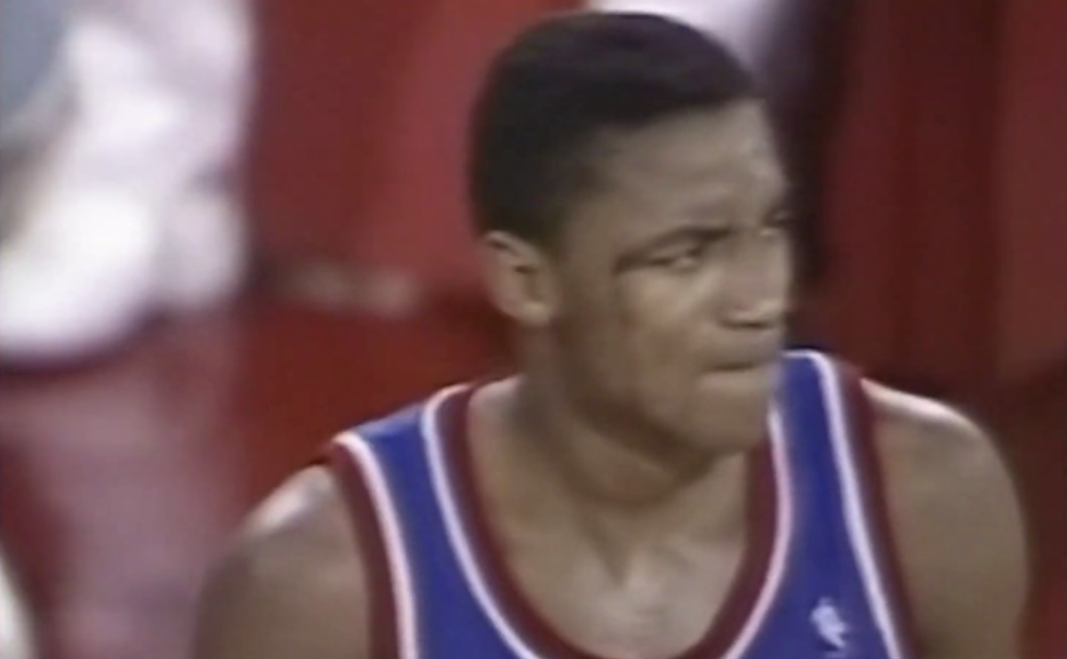 Isiah Thomas Once Choked His Assistant Coach Out Of Frustration After Getting Busted Open By A Hard Foul: “Don’t Mess With The Detroit ‘Bad Boy’ Pistons."