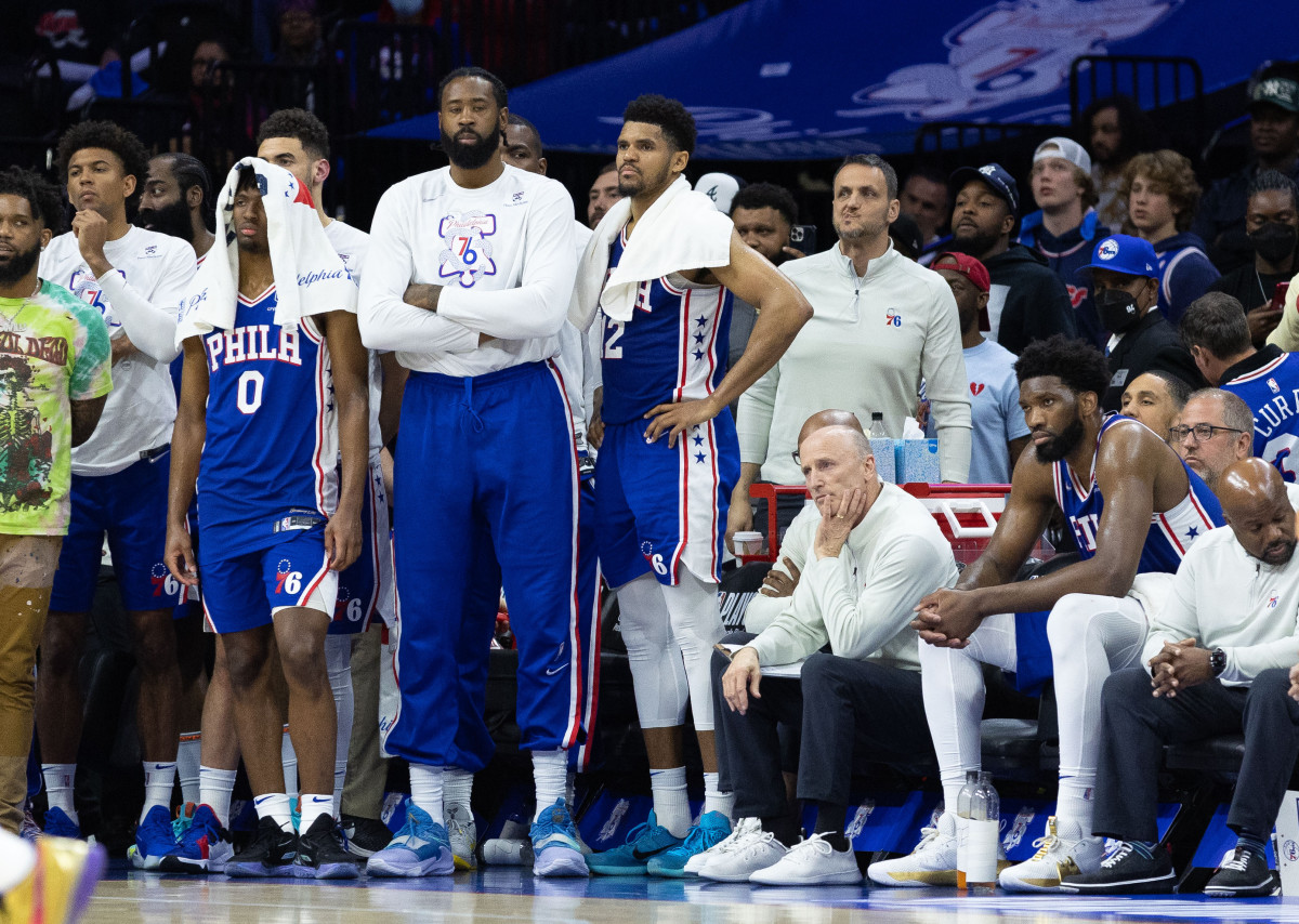 (Video) Philadelphia 76ers Fans Left The Building At The Score Of 89-72 with 6:32 left: They Show Their Loyalty Once Again