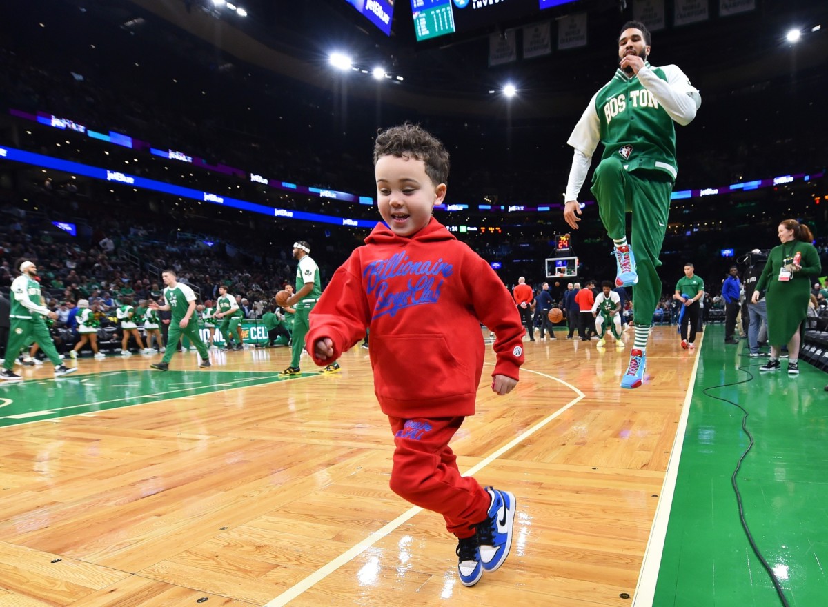 Jayson Tatum’s Son Deuce Had An Adorable Moment During The Celtics’ Post-Game Press Conference: “I’ll Go Swimming."