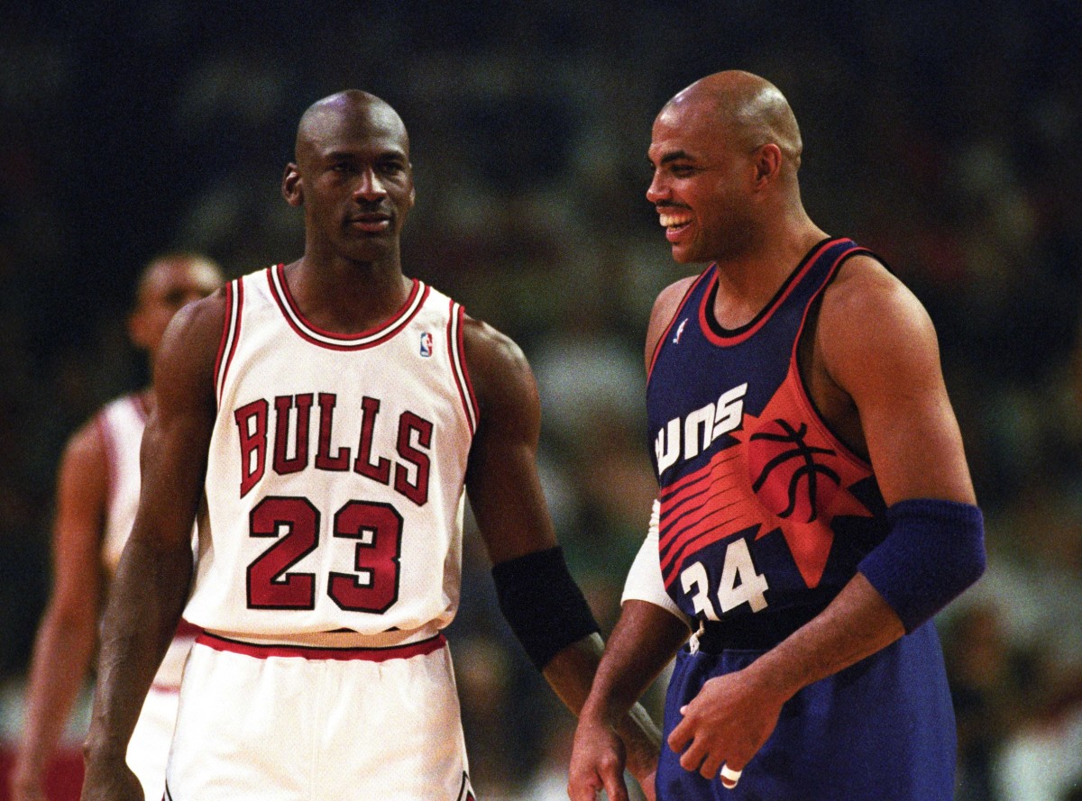 Charles Barkley Said He Never Saw Anyone Like Michael Jordan: “There’s This Dude At North Carolina, He’s A Little Taller Than Me, He Can Outrun Everybody, He Can Out-Jump Everybody. I’ve Never Seen Anything Like It.”