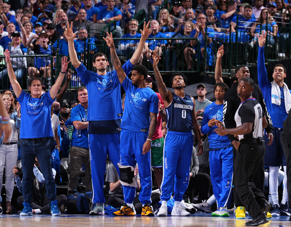 Dallas Mavericks Fined $100K By The NBA For Breaching 'Bench Decorum' Rules, The Total Is Now $175K During The Playoffs