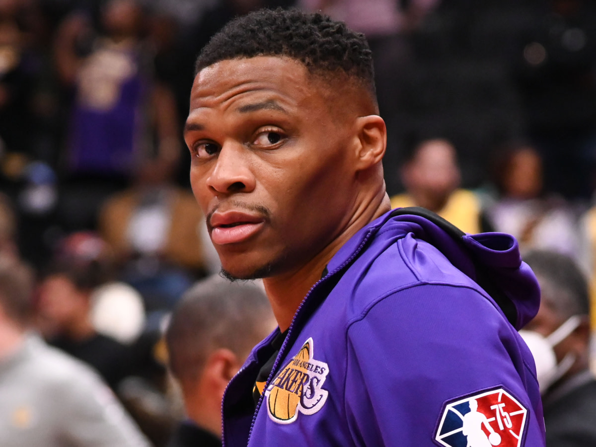 NBA Fans React To Video Of Russell Westbrook Missing The Entire Backboard On His Dunk Attempt: "If I Was A Lakers Fan, I Would Be So Stressed About This Dude."