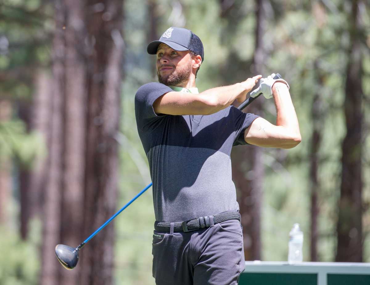 Stephen Curry Spotted Casually Playing Golf Ahead OF 2022 NBA Finals