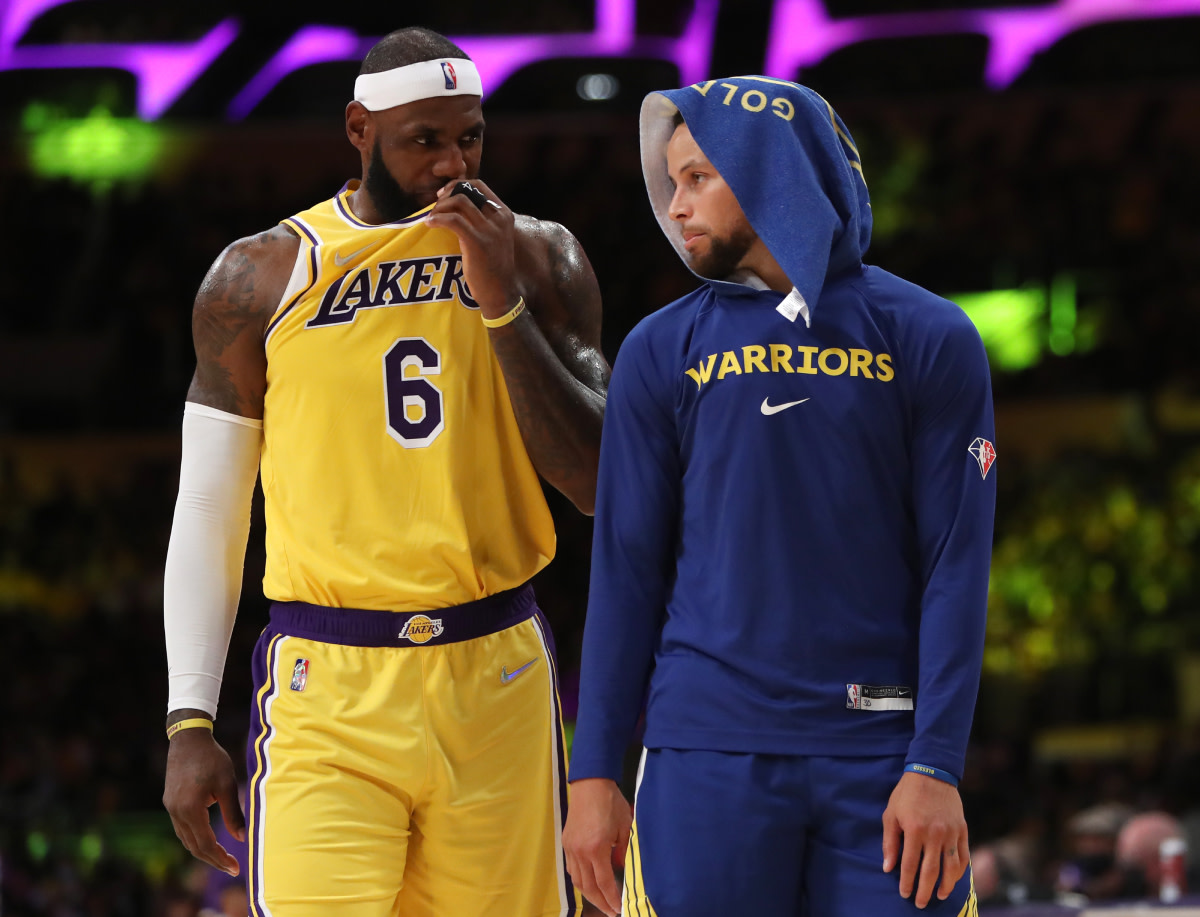 Lakers Reporter Says 'LeBron Fans Don't Need To Worry' If Stephen Curry Wins Another Championship: "Curry Is Great But LeBron Might Be The GOAT. There Is No Reason For This To Be A Thing."