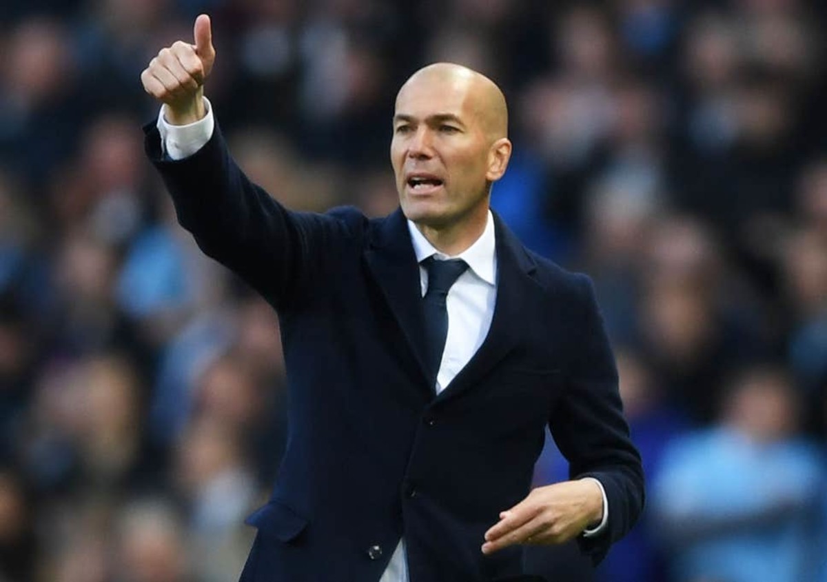 Real Madrid Legend Bashes Zinedine Zidane For ‘Signing Substitutes’