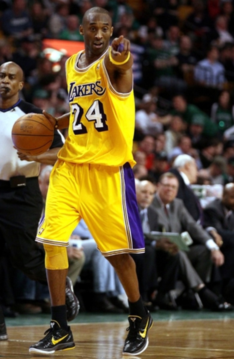 kobe bryant lakers jersey yellow