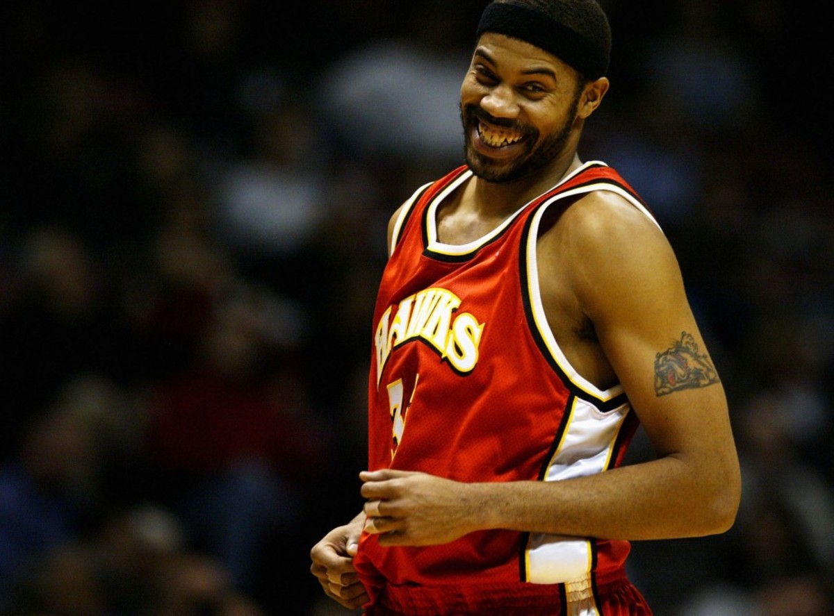 EAST RUTHERFORD, NJ - FEBRUARY 18:  Rasheed Wallace #36 of the Atlanta Hawks runs downcourt during NBA action against the New Jersey Nets February 18, 2004 at Continental Airlines Arena in East Rutherford, New Jersey.  The Nets won 98-92.  NOTE TO USER: User expressly acknowledges and agrees that, by downloading and or using this photograph, User is consenting to the terms and conditions of the Getty Images License Agreement.  (Photo by Ezra Shaw/Getty Images)