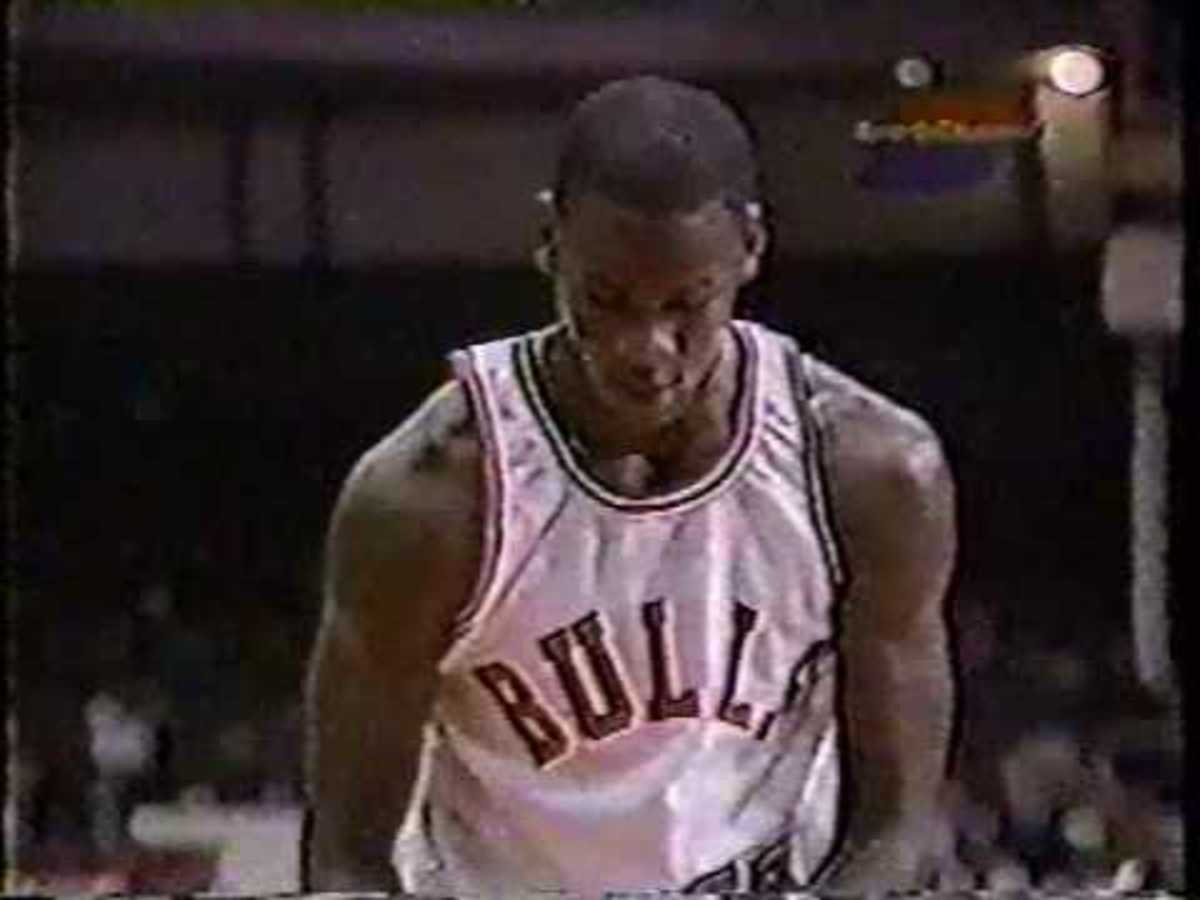 Michael Jordan 1984: 45pts Vs. Spurs (MJ’s First 40+pt Gm)
