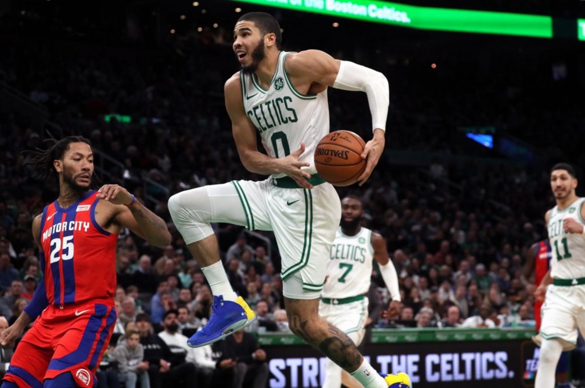 Jayson Tatum Shows Off A Signed Jersey From Derrick Rose After Celtics-Pistons Game