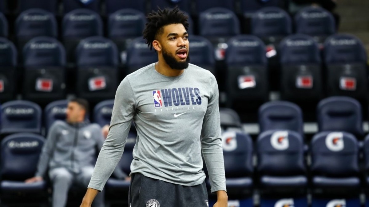 Karl-Anthony Towns Says He's Lost Seven Family Members Due To COVID-19 Complications