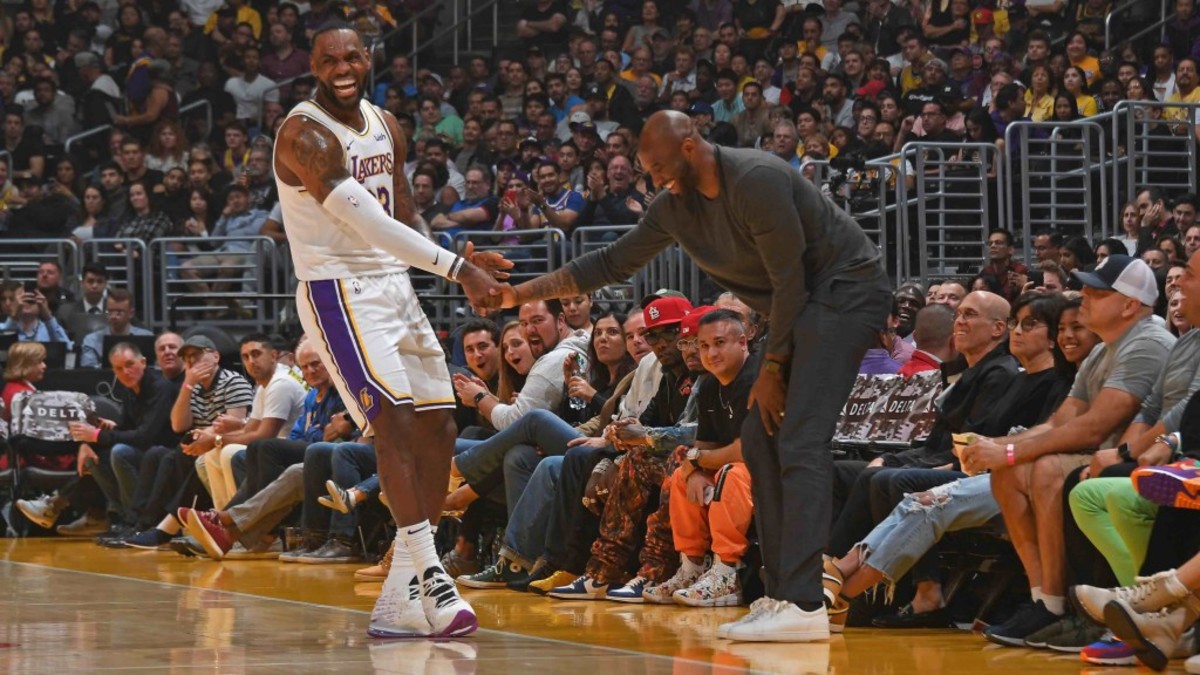 LeBron James On Kobe Bryant Playing Similarly To Michael Jordan: 