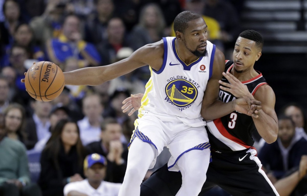 CJ McCollum Takes Shot At Warriors Fans - Fadeaway World