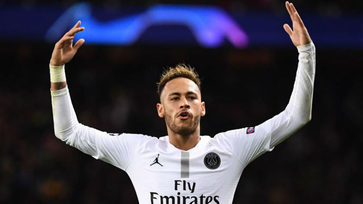 Transfer Rumors: Real Madrid ‘Offered’ Neymar Twice Amid Paris Saint-Germain, Barcelona Tension