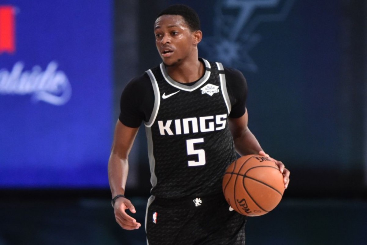 De'Aaron Fox Denies That His Father Had A Role For Not Drafting Luka Doncic In 2018: "He’s not apart of my team. He doesn’t work for me."