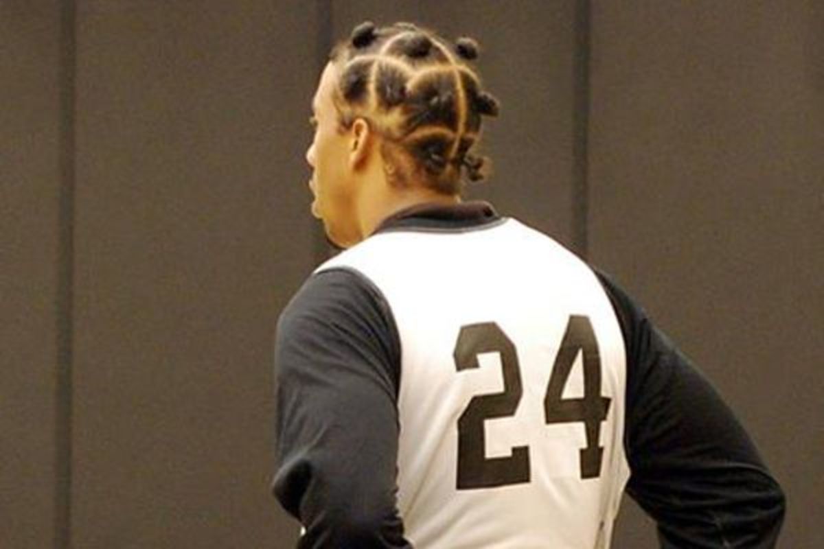 Andre-Miller-haircut