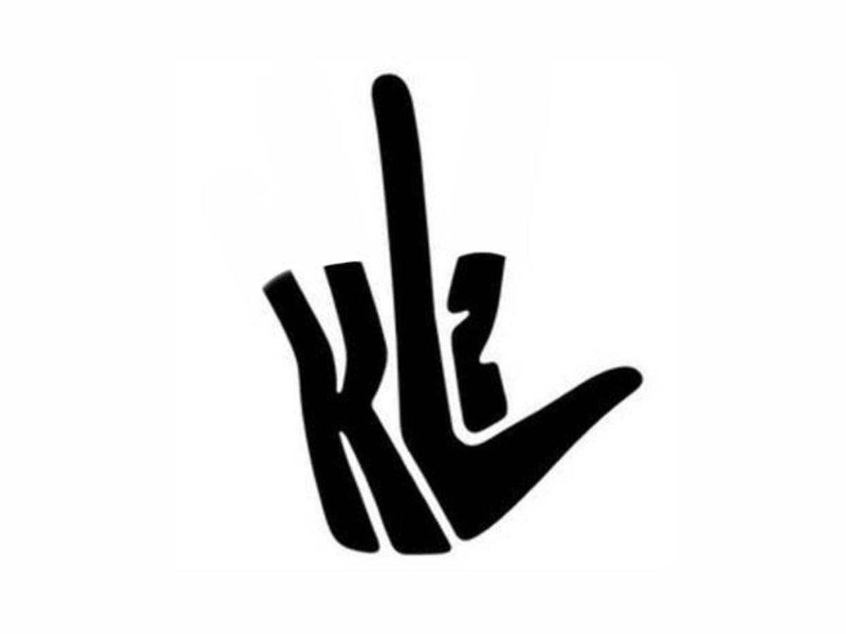 NBA Fan Suggests New Kawhi Logo With The Middle Finger