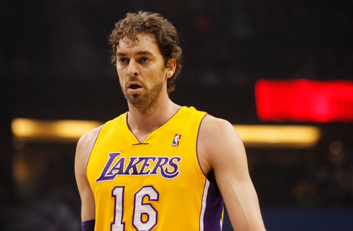 41-Year-Old Pau Gasol Turns Back The Clock To His LA Laker Days Against Team USA