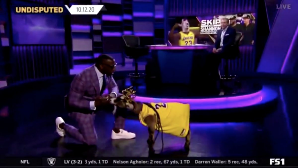 Shannon Sharpe defends LeBron's 'choreographed public image & off-the-court  persona' ' UNDISPUTED