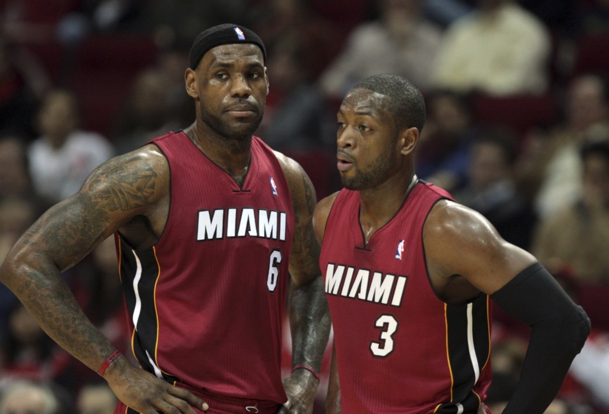 Miami Heat retire Dwyane Wade's No. 3 jersey; LeBron James