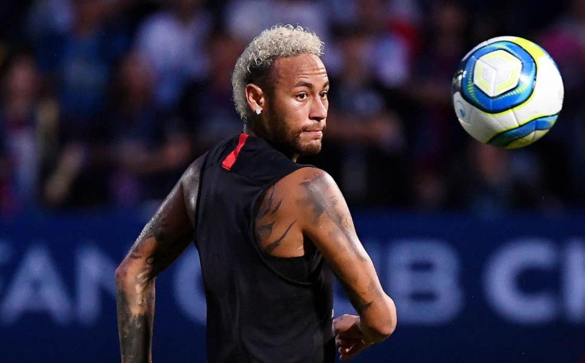 Transfer Rumors: Paris Saint-Germain Reportedly Offered Neymar To Three Clubs