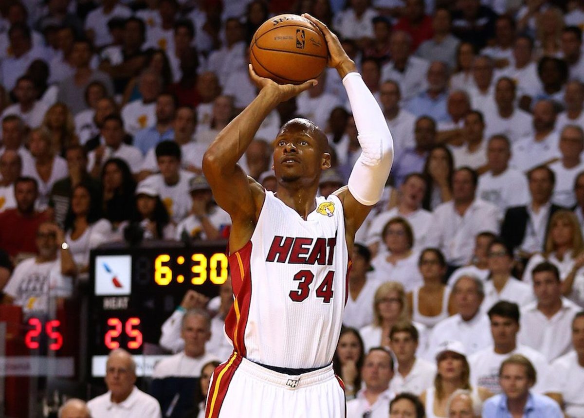 Ray Allen Isn't A Fan Of The 3-Point Revolution: "The Mid-Range Game Is Being Lost."