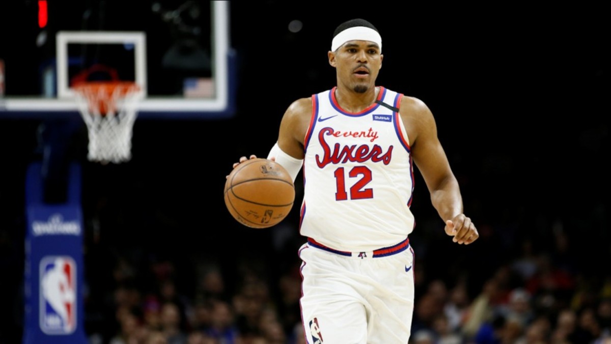 Tobias Harris Shut Down 76ers Fans Who Were Booing Him And Then Started To Cheer Him: "Don't F*cking Clap."