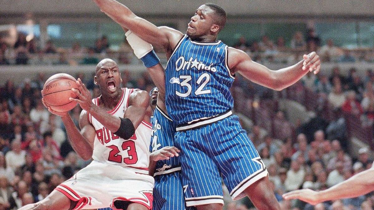 Michael Jordan & Shaquille O'Neal 1995 : r/chicagobulls