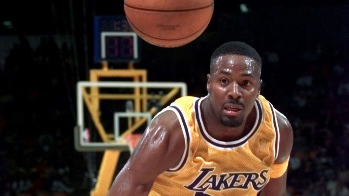 Former Lakers Player Cedric Ceballos Asks For Prayers And Support From Everyone In Battle Against Covid-19: "My Fight Is Not Over Yet"
