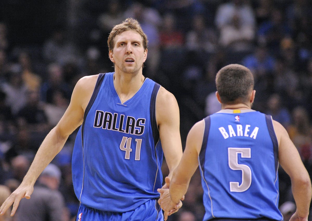 JJ Barea And The Mavericks Forced Dirk Nowitzki To Watch LeBron James & Dwyane Wade Mocking His Cough In 2011 NBA Finals