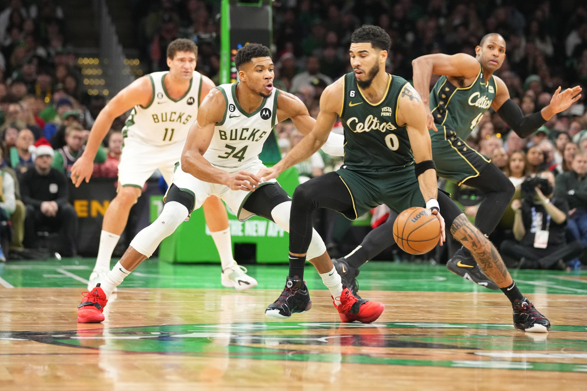 Underdog Fantasy NBA Basketball Pick 'Em Plays 01/03: Giannis Antetkounmpo,  Jayson Tatum & More!