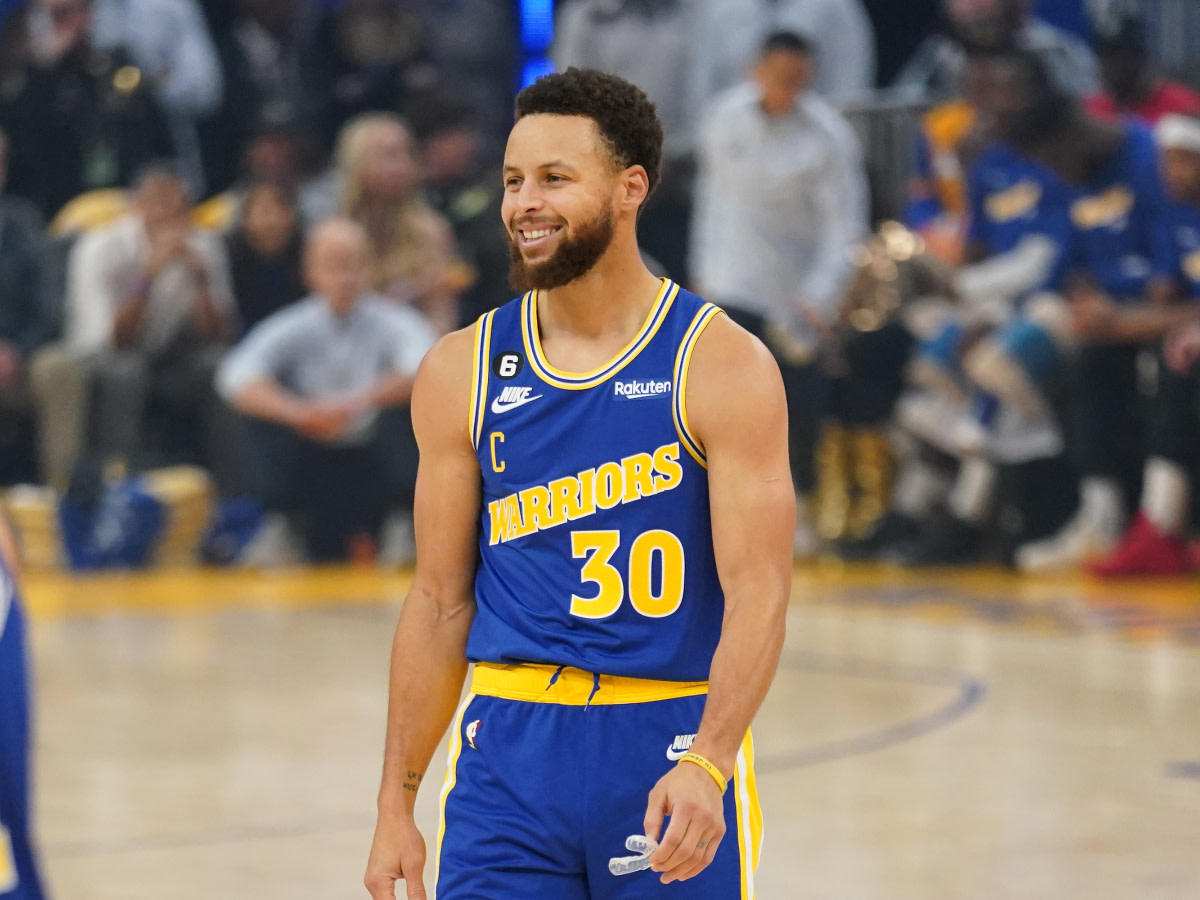 Stephen Curry Takes Huge Step In Rehab Process By Taking Part In 5-On-5  Practice - Fadeaway World